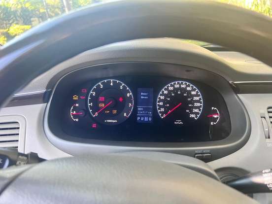 HYUNDAI-AZERA-2009