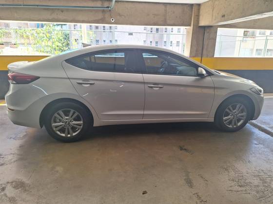 HYUNDAI ELANTRA 2.0 16V FLEX 4P AUTOMÁTICO