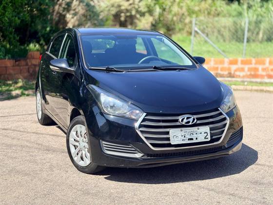 HYUNDAI HB20 1.0 COMFORT PLUS 12V FLEX 4P MANUAL