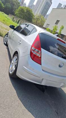 HYUNDAI-I30-2.0 MPI 16V GASOLINA 4P AUTOMÁTICO HYUNDAI-I30-2009