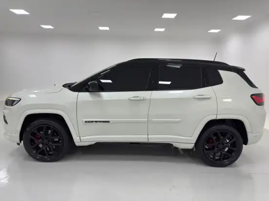 JEEP-COMPASS-2.0 HURRICANE 4 TURBO GASOLINA BLACKHAWK AT9 JEEP-COMPASS-2024