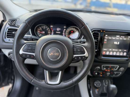 JEEP-COMPASS-2.0 16V DIESEL LIMITED 4X4 AUTOMÁTICO JEEP-COMPASS-2019
