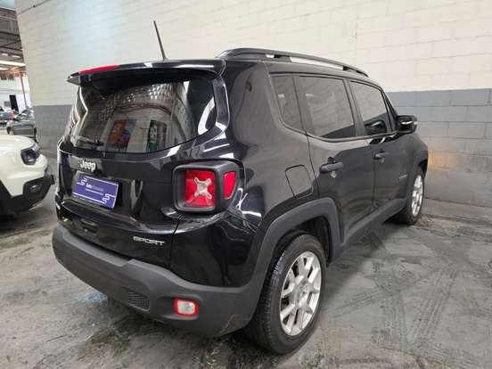 JEEP-RENEGADE-1.8 16V FLEX SPORT 4P AUTOMÁTICO JEEP-RENEGADE-2018