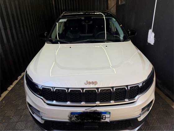 JEEP COMMANDER 1.3 T270 TURBO FLEX LONGITUDE AT6