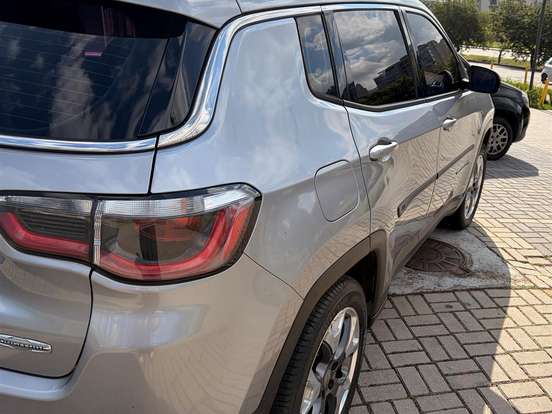 JEEP-COMPASS-2.0 16V DIESEL LONGITUDE 4X4 AUTOMÁTICO JEEP-COMPASS-2019