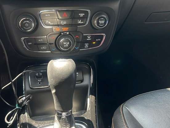 JEEP-COMPASS-2.0 16V FLEX LIMITED AUTOMÁTICO JEEP-COMPASS-2020