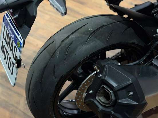 KAWASAKI-Z1100-2026