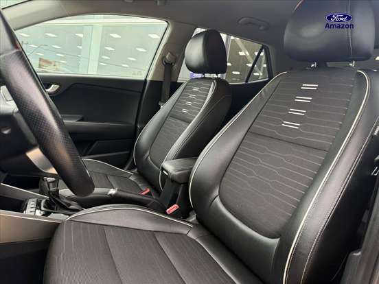 KIA-STONIC-2021