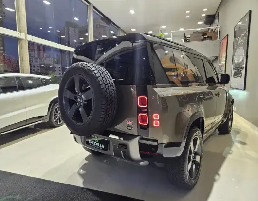LAND ROVER-DEFENDER-2023