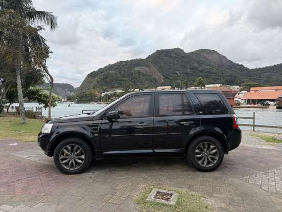 LAND ROVER-FREELANDER 2-3.2 SE 6V 24V GASOLINA 4P AUTOMÁTICO LAND ROVER-FREELANDER 2-2011