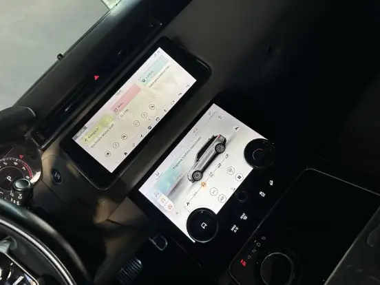 LAND ROVER-RANGE ROVER VELAR-2.0 P300 GASOLINA R-DYNAMIC SE AUTOMÁTICO LAND ROVER-RANGE ROVER VELAR-2019