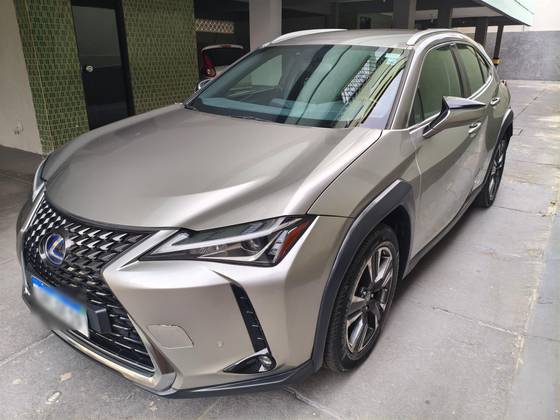 LEXUS UX 250h 2.0 VVT-I HYBRID DYNAMIC CVT