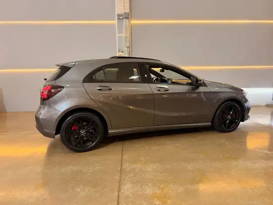 MERCEDES-BENZ-A 200-2018
