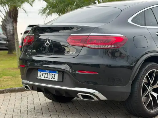 MERCEDES-BENZ-GLC 300-2022