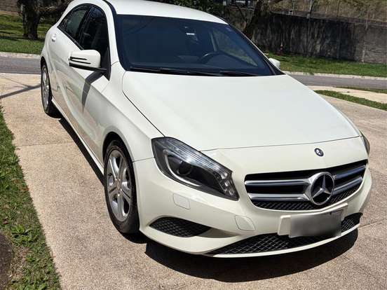 MERCEDES-BENZ-A 200-1.6 TURBO STYLE 16V GASOLINA 4P AUTOMÁTICO MERCEDES-BENZ-A 200-2014