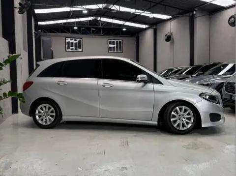 MERCEDES-BENZ-B 200-2015
