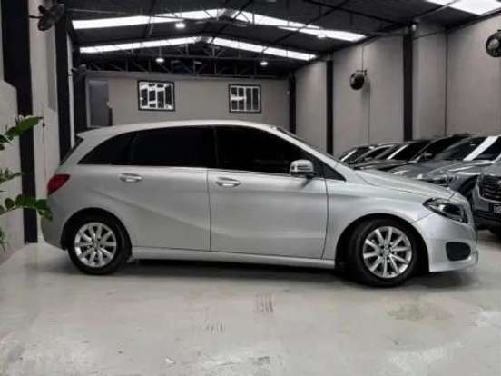 MERCEDES-BENZ-B 200-1.6 TURBO 16V FLEX 4P AUTOMATIZADO MERCEDES-BENZ-B 200-2015