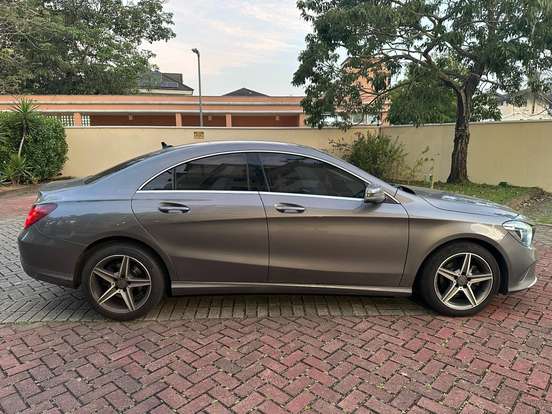 MERCEDES-BENZ-CLA 180-2018