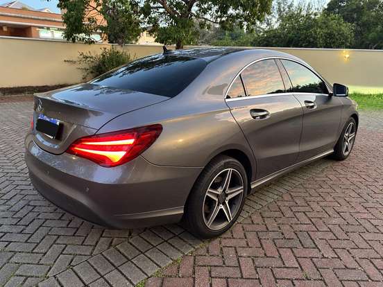 MERCEDES-BENZ-CLA 180-1.6 CGI GASOLINA 7G-DCT MERCEDES-BENZ-CLA 180-2018