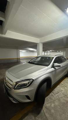 MERCEDES-BENZ-GLA 200-2016