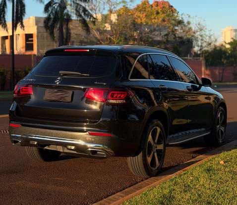 MERCEDES-BENZ-GLC 220d-2021