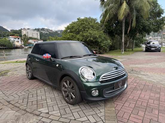 MINI-COOPER-2011