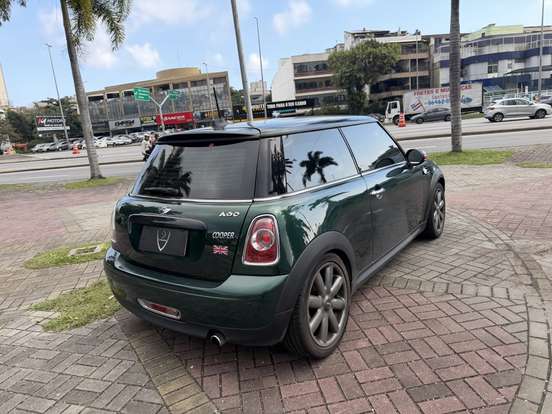 MINI-COOPER-2011