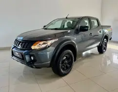 MITSUBISHI L200 TRITON 2.4 16V TURBO DIESEL OUTDOOR GLX CD 4X4 MANUAL MITSUBISHI L200 TRITON 2.4 16V TURBO DIESEL OUTDOOR GLX CD 4X4 MANUAL