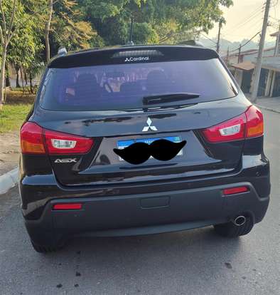 MITSUBISHI-ASX-2011