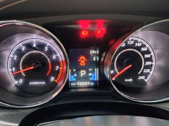 MITSUBISHI-ASX-2.0 4X4 AWD 16V GASOLINA 4P AUTOMÁTICO MITSUBISHI-ASX-2016