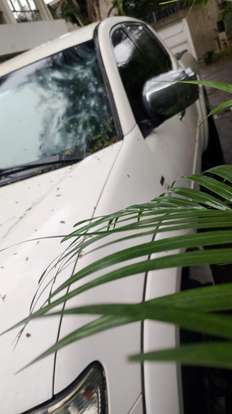 MITSUBISHI-L200-2010