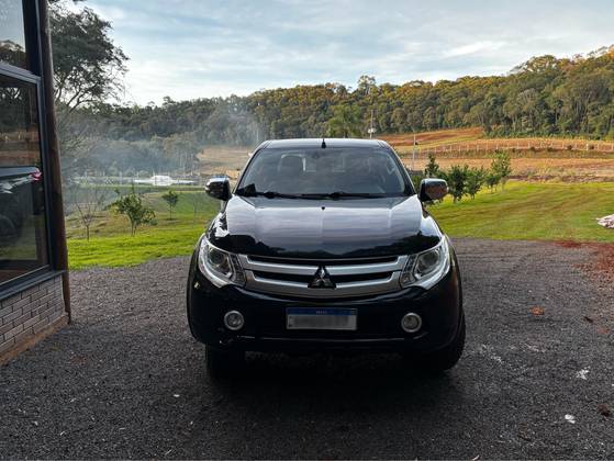 MITSUBISHI L200 TRITON 2.4 16V TURBO DIESEL SPORT HPE TOP CD 4P 4X4 AUTOMÁTICO