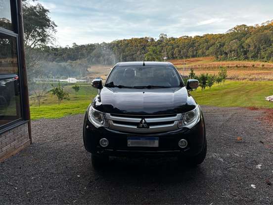 MITSUBISHI-L200 TRITON-2.4 16V TURBO DIESEL SPORT HPE TOP CD 4P 4X4 AUTOMÁTICO MITSUBISHI-L200 TRITON-2017