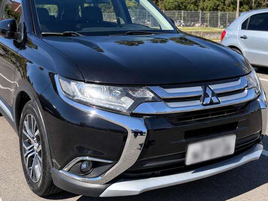 MITSUBISHI-OUTLANDER-2.0 16V GASOLINA 4P AUTOMÁTICO MITSUBISHI-OUTLANDER-2015