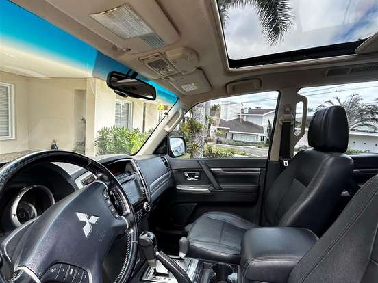 MITSUBISHI-PAJERO-3.2 HPE S 4X4 7 LUGARES 16V TURBO INTERCOOLER DIESEL 4P AUTOMÁTICO MITSUBISHI-PAJERO-2015