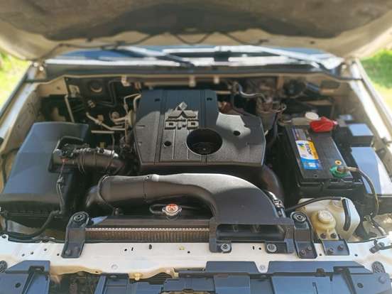 MITSUBISHI-PAJERO FULL-3.2 HPE 4X4 16V TURBO INTERCOOLER DIESEL 4P AUTOMÁTICO MITSUBISHI-PAJERO FULL-2014