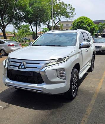 MITSUBISHI PAJERO SPORT 2.4 16V MIVEC TURBO DIESEL HPE-S AWD AUTOMÁTICO