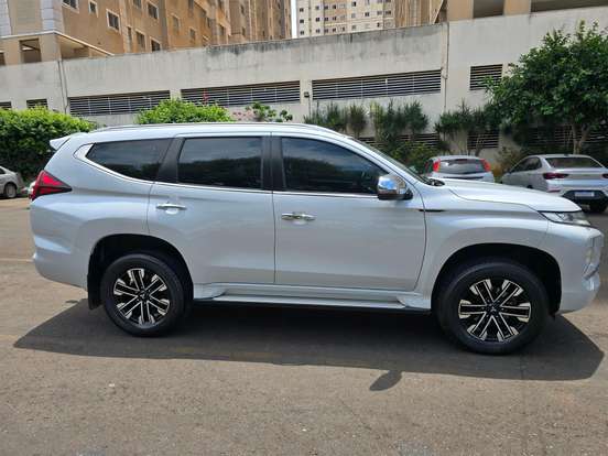 MITSUBISHI-PAJERO SPORT-2.4 16V MIVEC TURBO DIESEL HPE-S AWD AUTOMÁTICO MITSUBISHI-PAJERO SPORT-2021