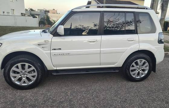 MITSUBISHI PAJERO TR4 2.0 4X4 16V 140CV FLEX 4P AUTOMÁTICO