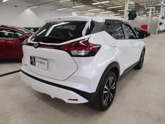 NISSAN-KICKS-2022