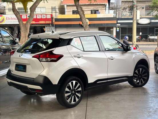 NISSAN-KICKS-1.6 16V FLEXSTART SV LIMITED 4P XTRONIC NISSAN-KICKS-2017