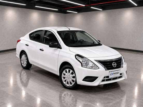 NISSAN-VERSA-2021