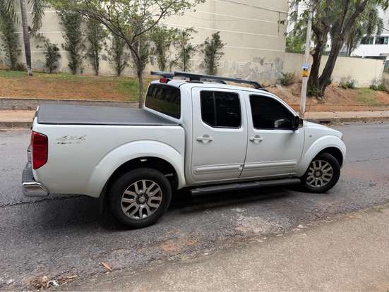 NISSAN-FRONTIER-2013