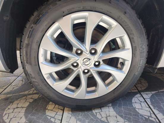 NISSAN-SENTRA-2016