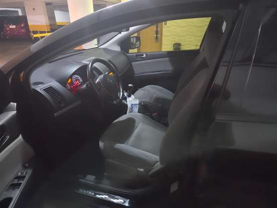 NISSAN-SENTRA-2011
