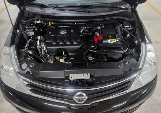NISSAN-TIIDA-2012