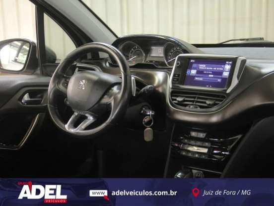 PEUGEOT-2008-2017