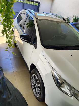 PEUGEOT-2008-2017