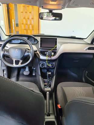 PEUGEOT-2008-2017