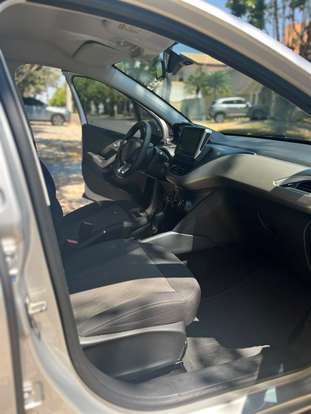 PEUGEOT-2008-2022